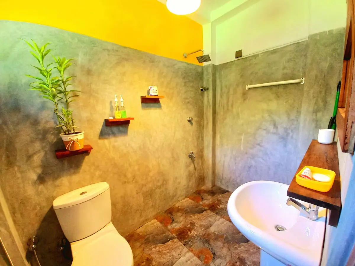 Coco Garden Villas clean bathroom
