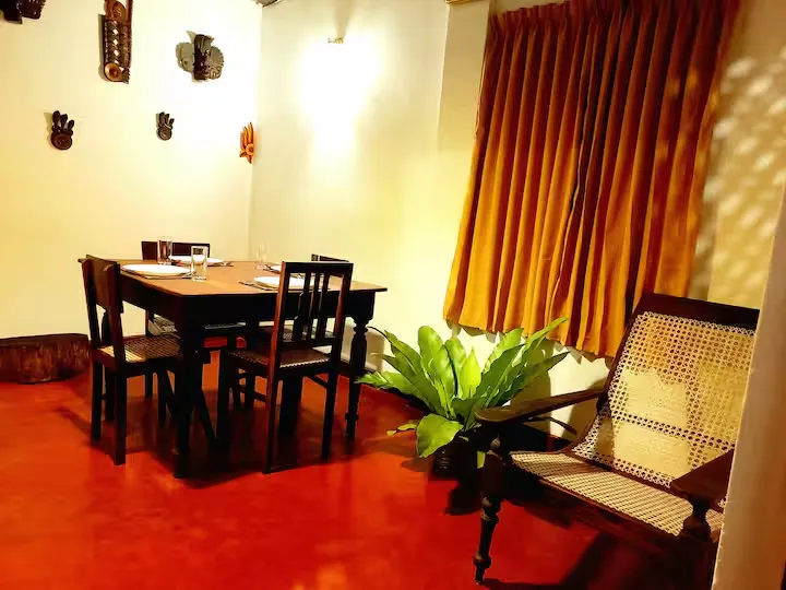 Coco Garden Villas indoor dining